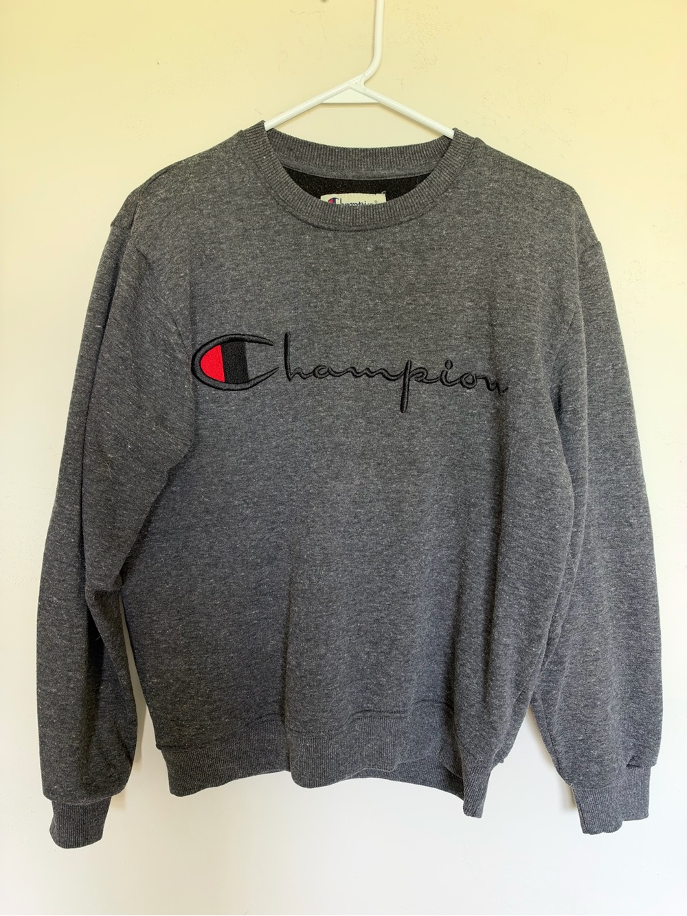Champion Men's Gray Crewneck Sweatshirt